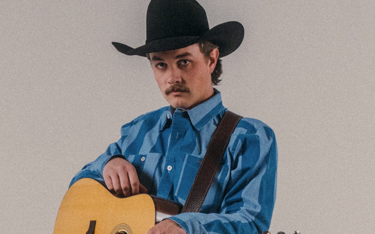 Looks Like Alan Jackson’s Got Company in the Who’s Zach Top’s Dad Debate